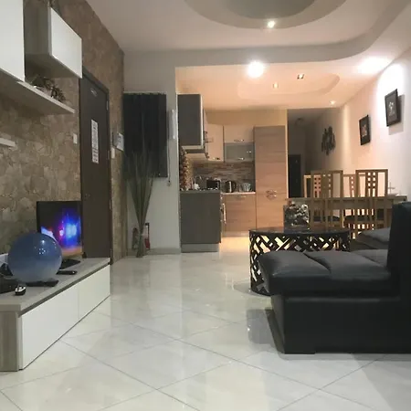 Simply British Apartment Qawra